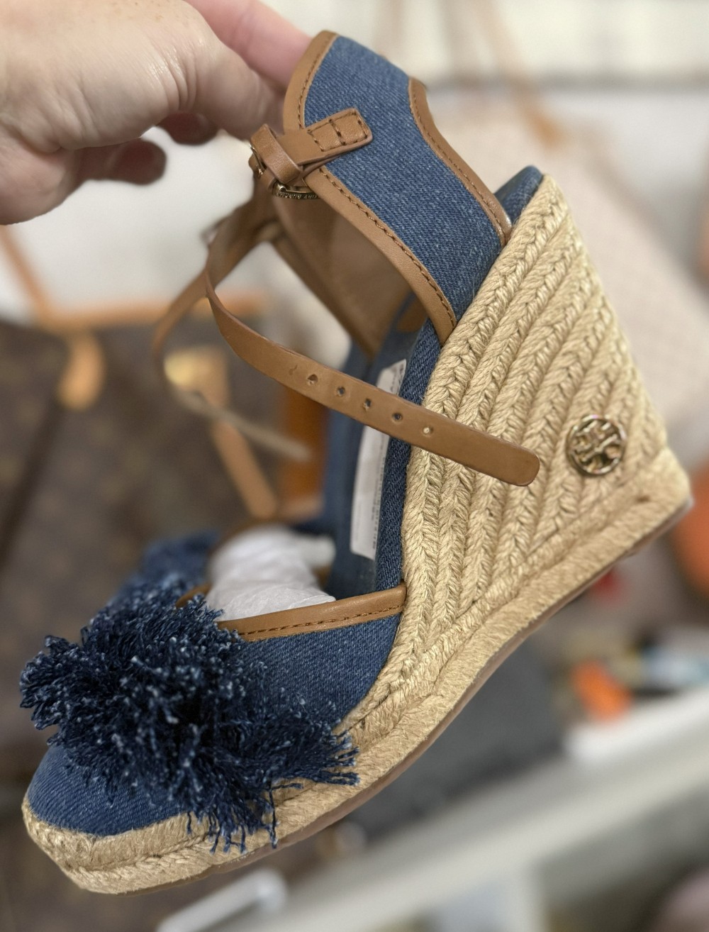 Consigned Bags / Shoes