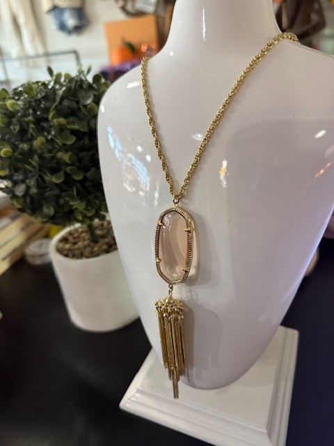 Consigned Kendra Scott