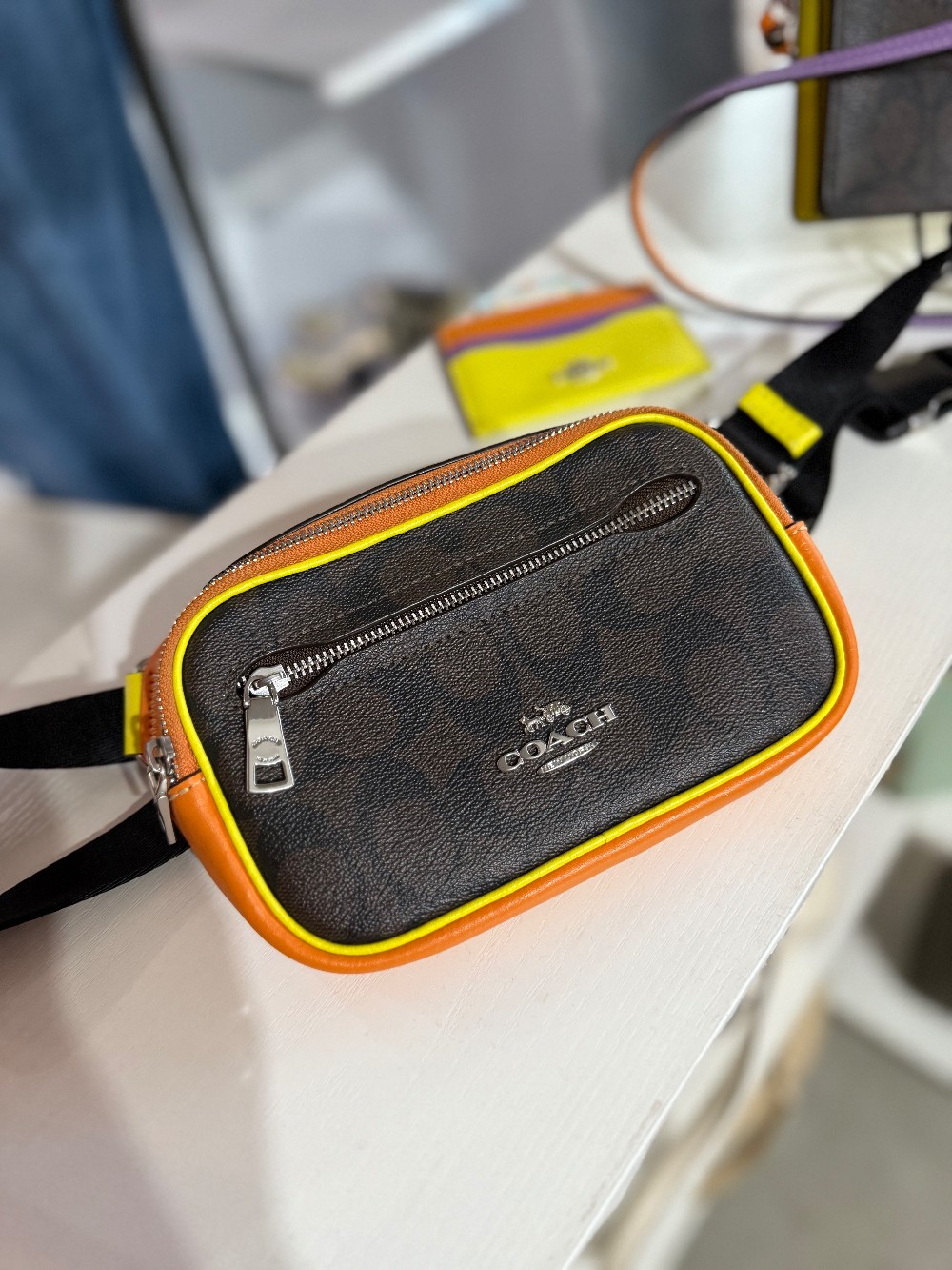 Consigned Bags / Shoes