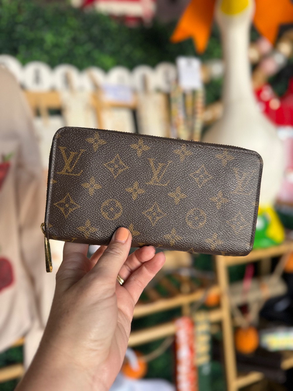 Consigned Louis Vuitton Bags
