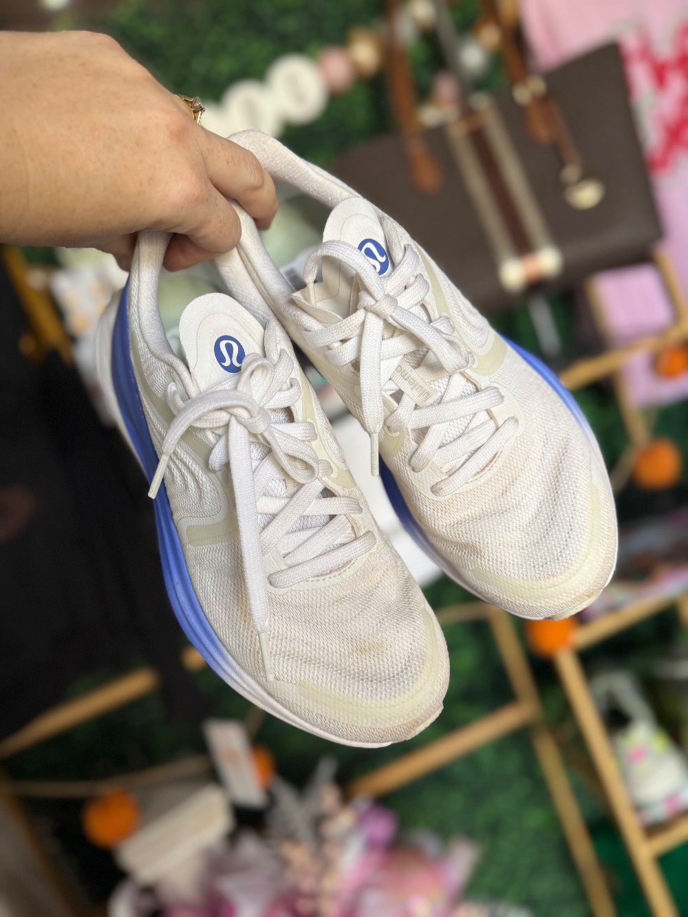 Consigned Bags / Shoes