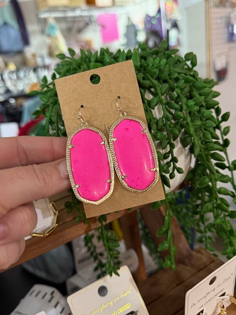 Consigned Kendra Scott