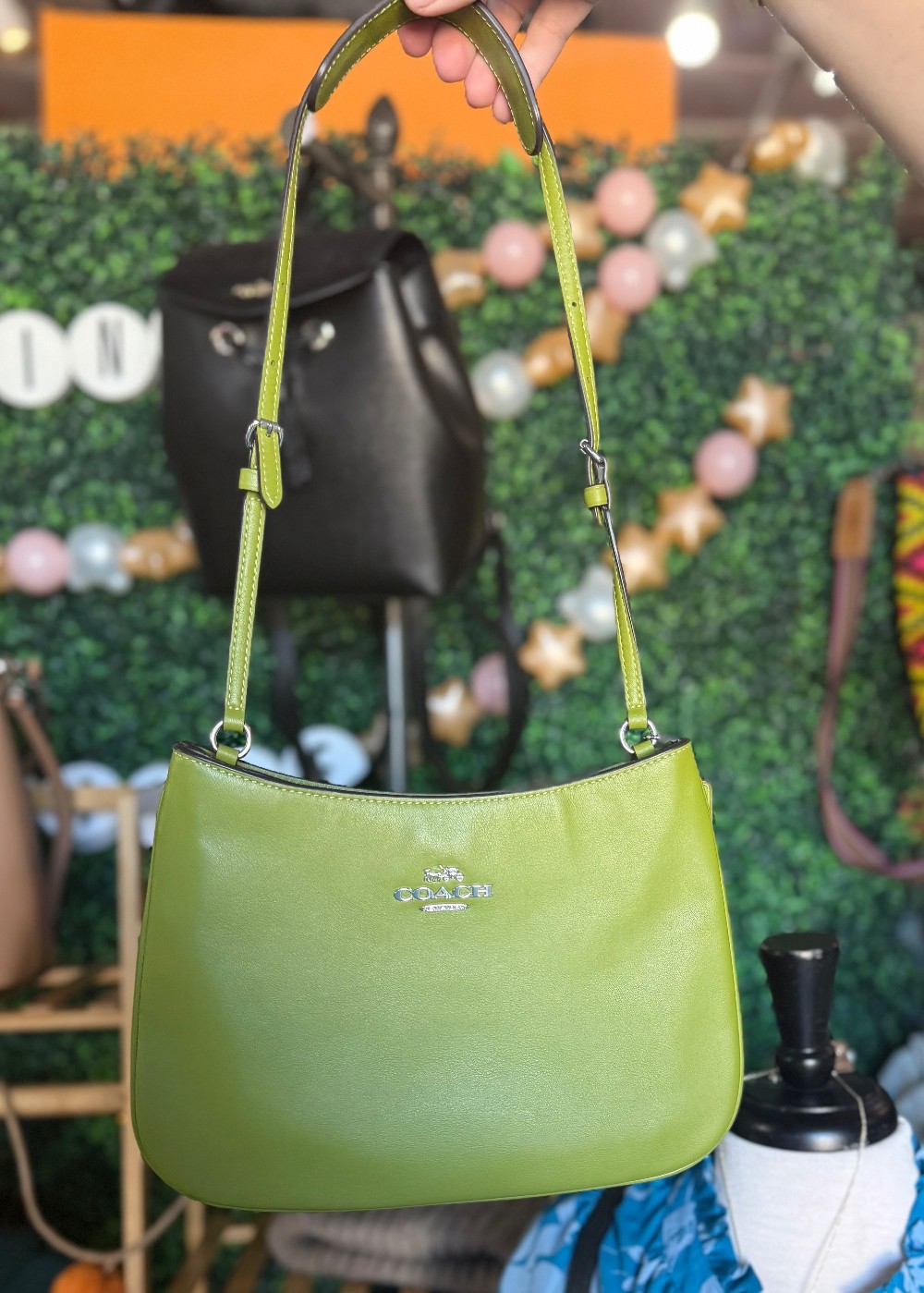 Consigned Bags / Shoes