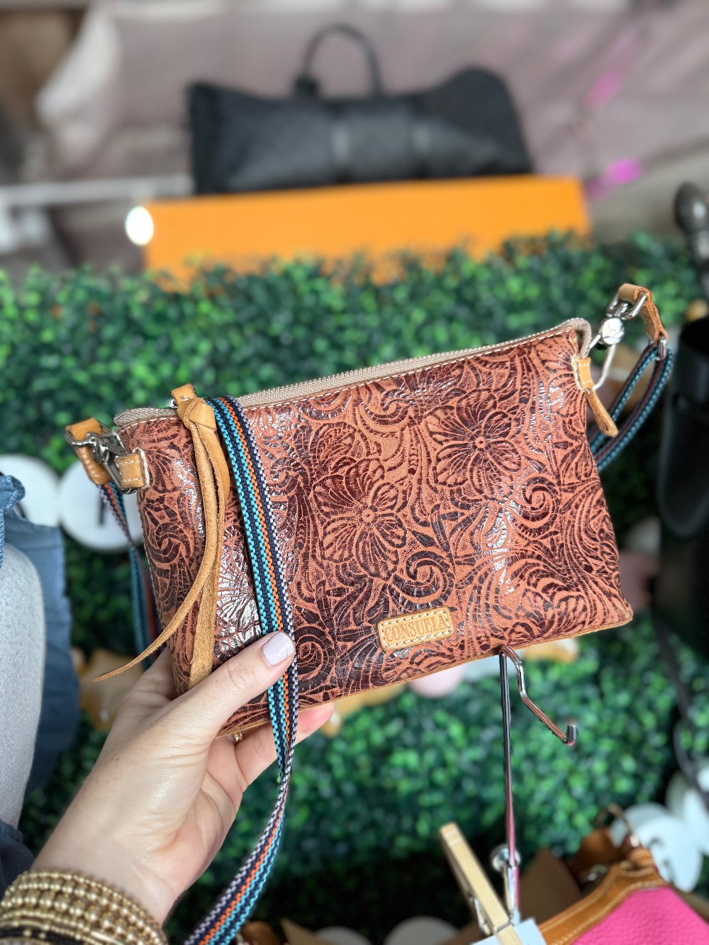 Consigned Bags / Shoes