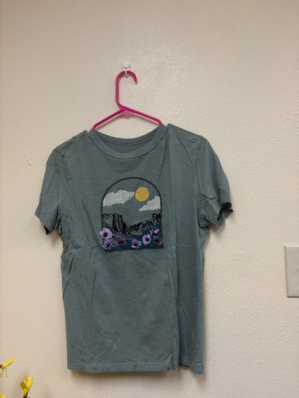 Women’s Tops/Blouses