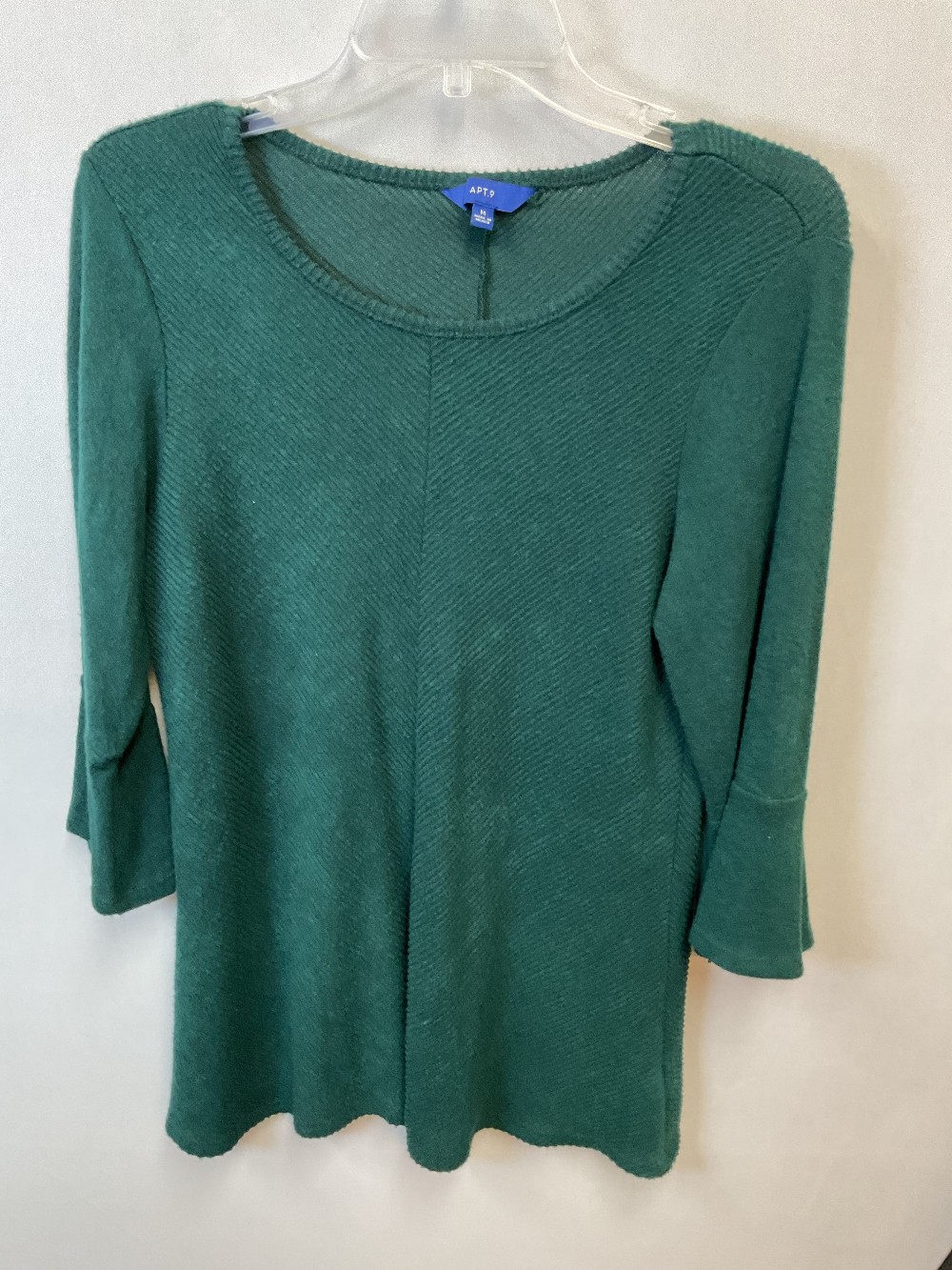 Apt. 9 Longsleeve Size Medium