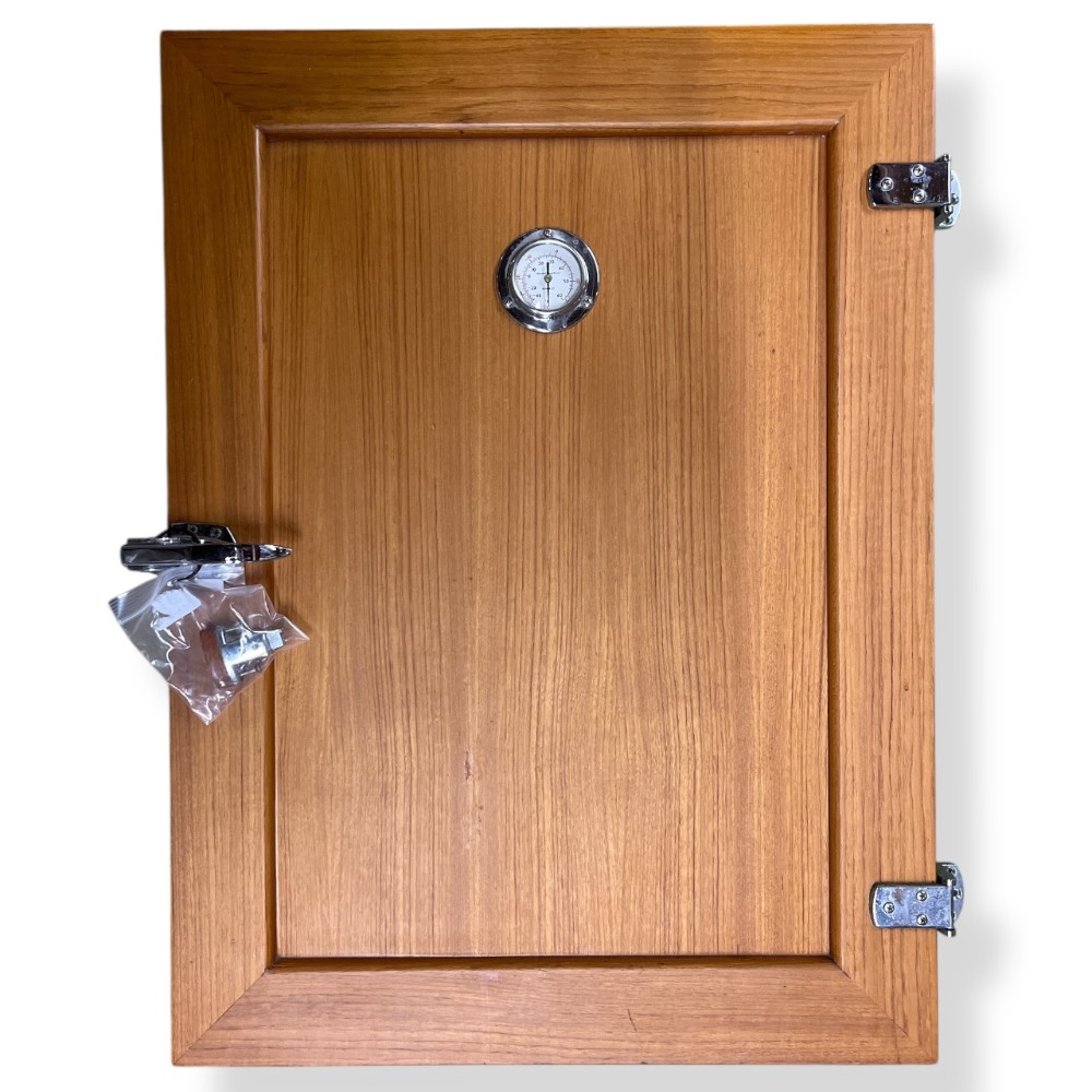 Teak Fixtures & Furniture