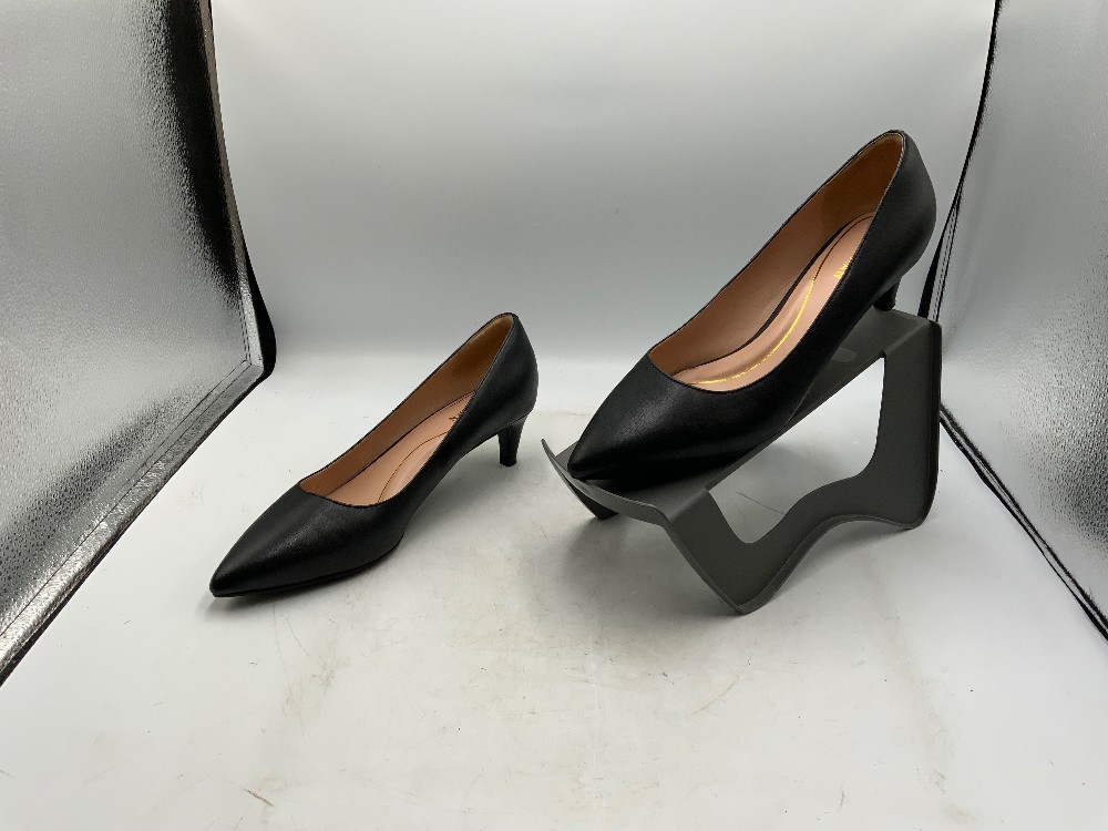 New Cole Haan Heels Size 8.5