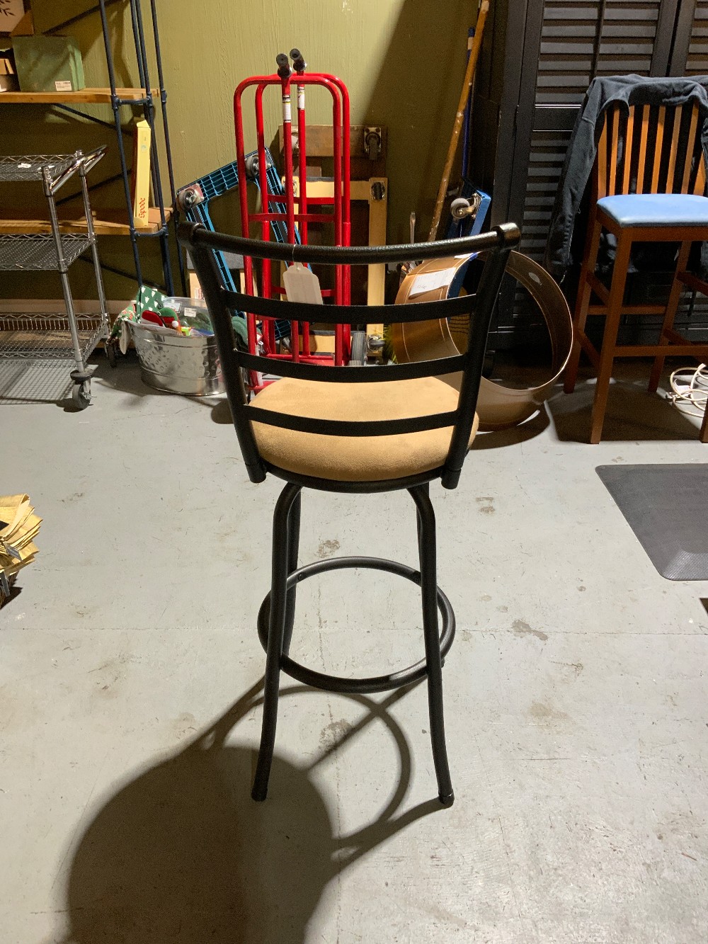 Black Metal Swivel Barstool