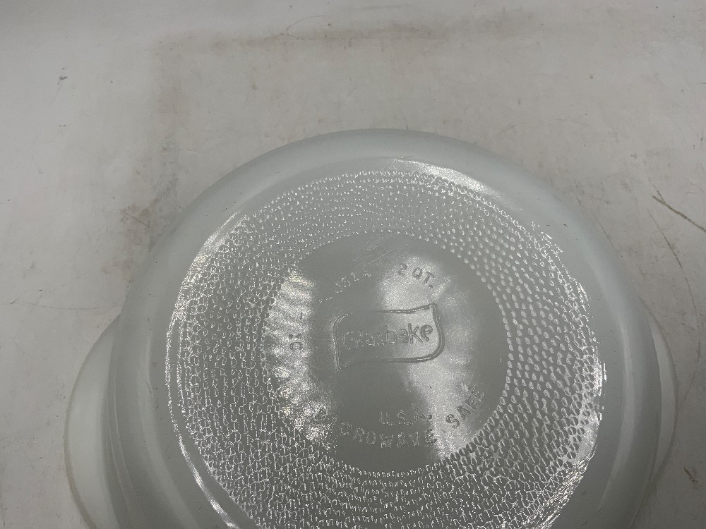 Glass Bake 2qt w/ Lid