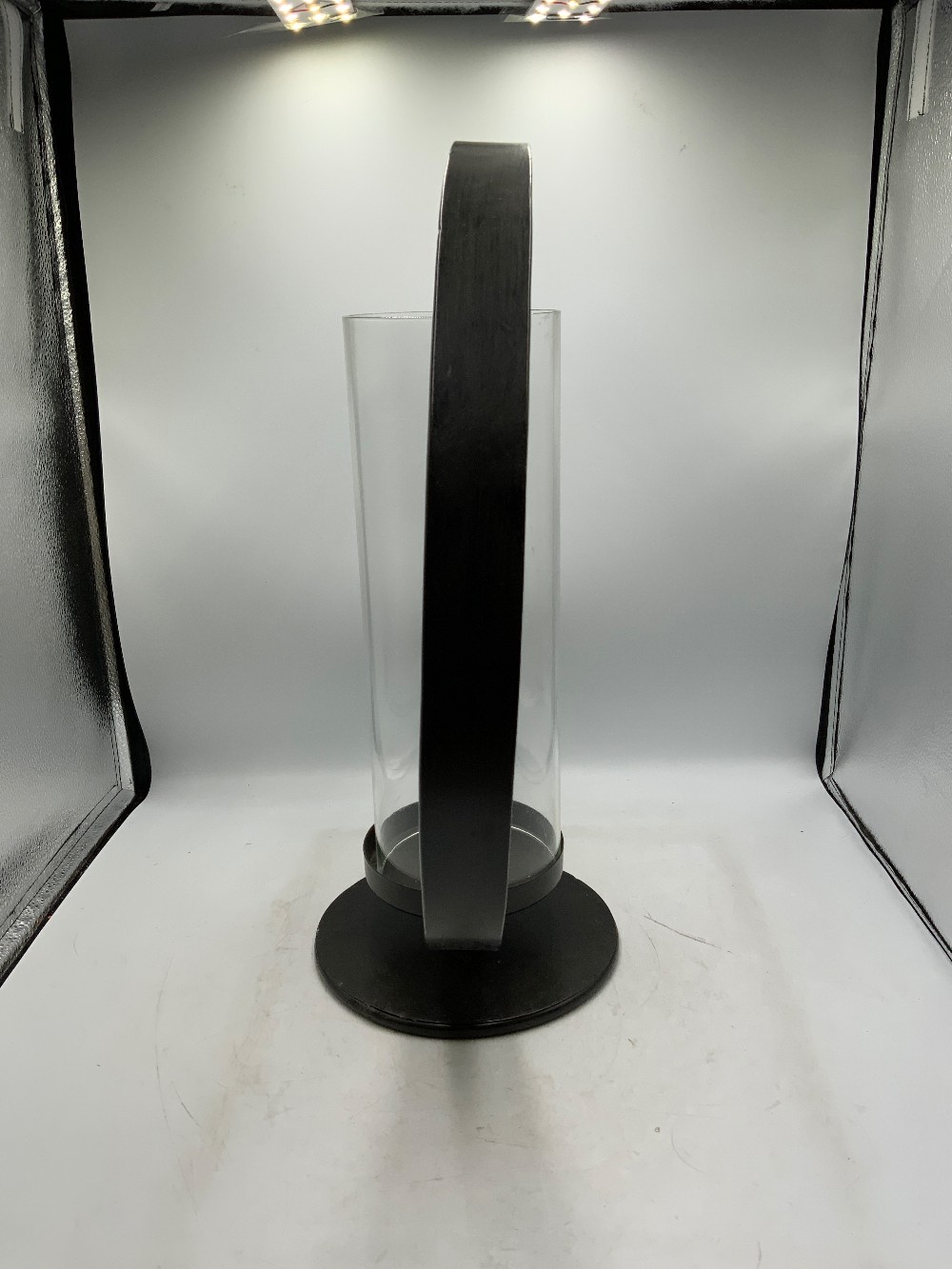 Metal Circle Hurricane Candle Holder