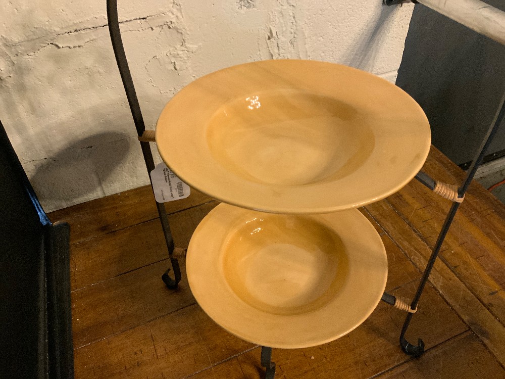 Lg 2 Tiered Metal Stand with 2 Yellow Bowls
