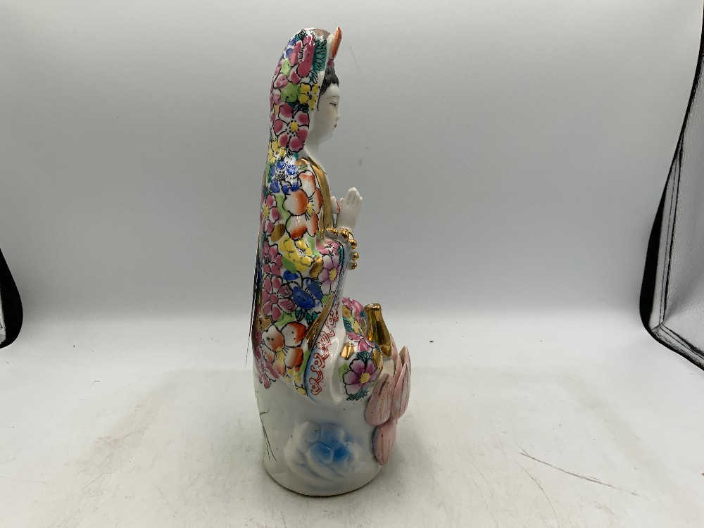 Guan Yin Statue (Colorful)