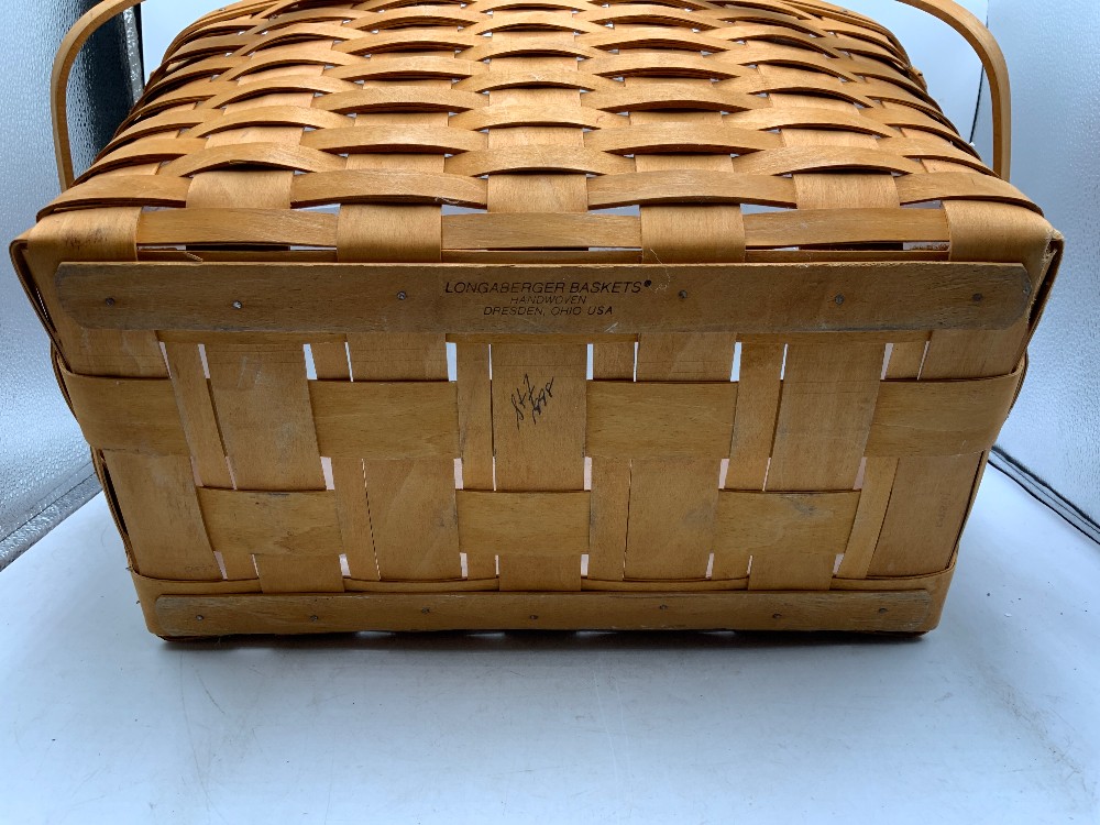 Longaberger 1985 Basket