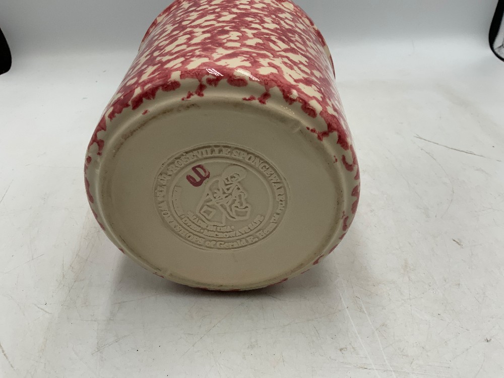 Small Gerald Hen Spongeware Crock Without Lid