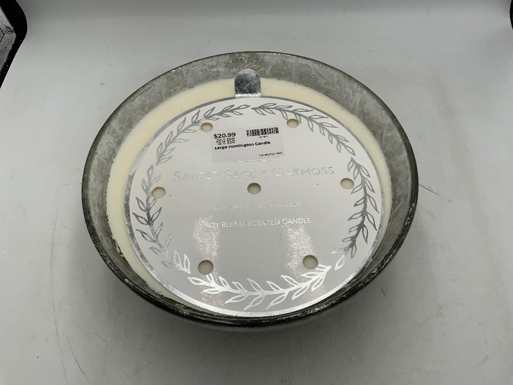 Large Huntington Candle