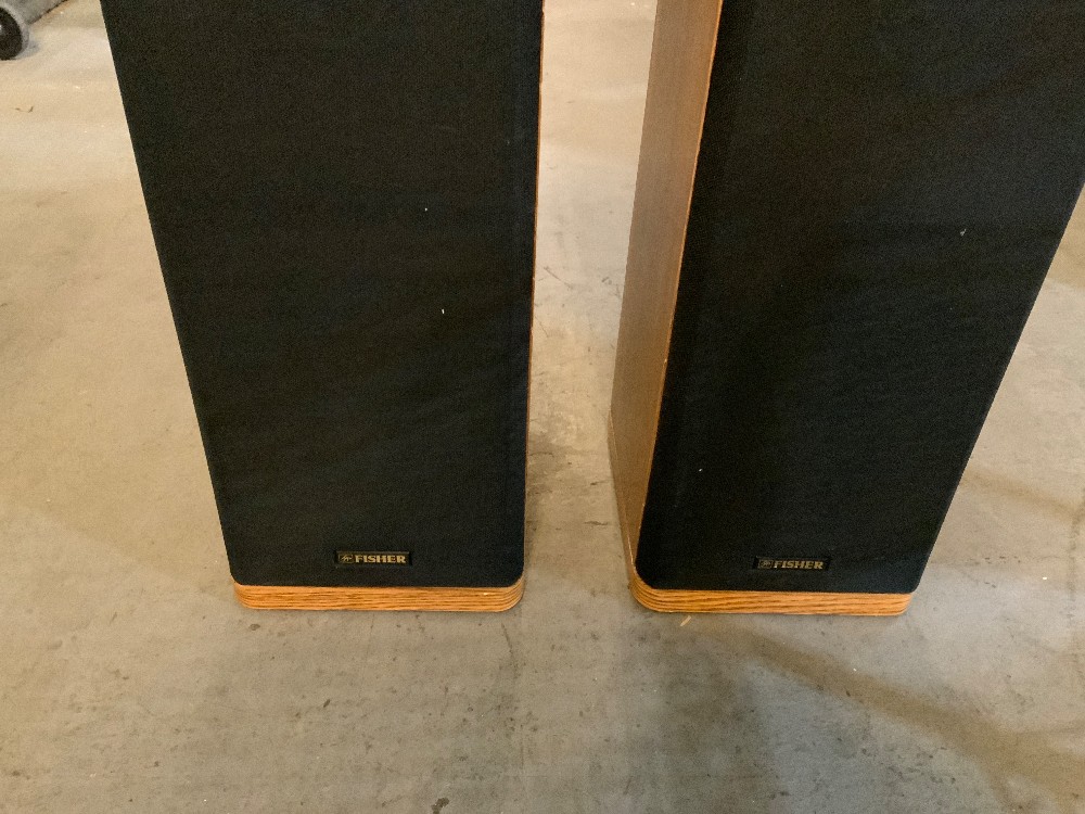 Set of 2 Fisher Speakers