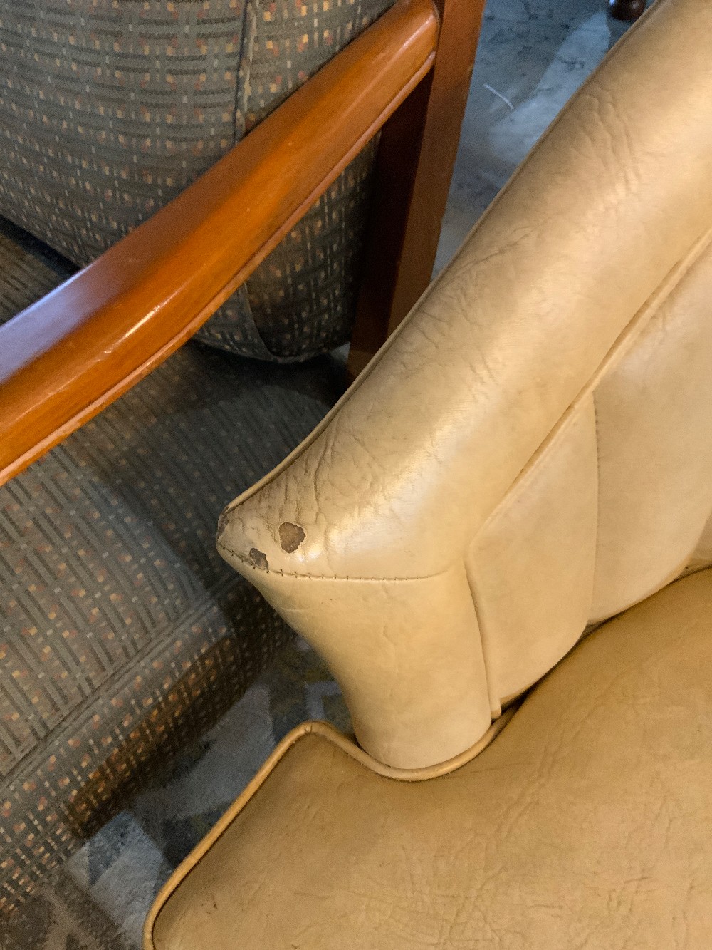 Cream Short Barrel Chair