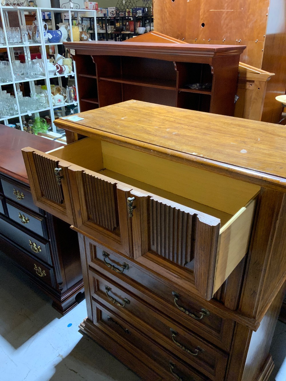 Bassett Chest of Drawers