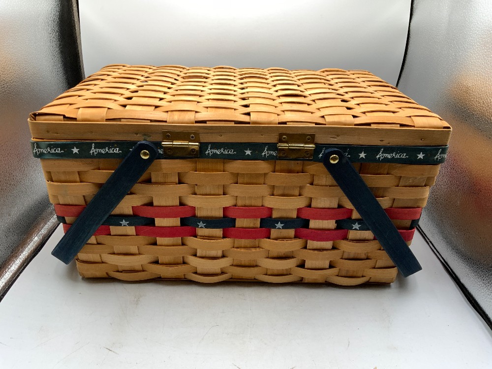 America Picnic Basket