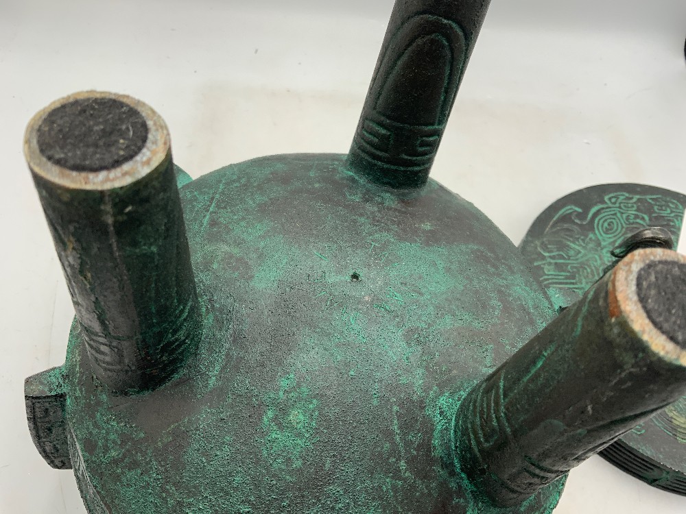 James Mont Ice Bucket