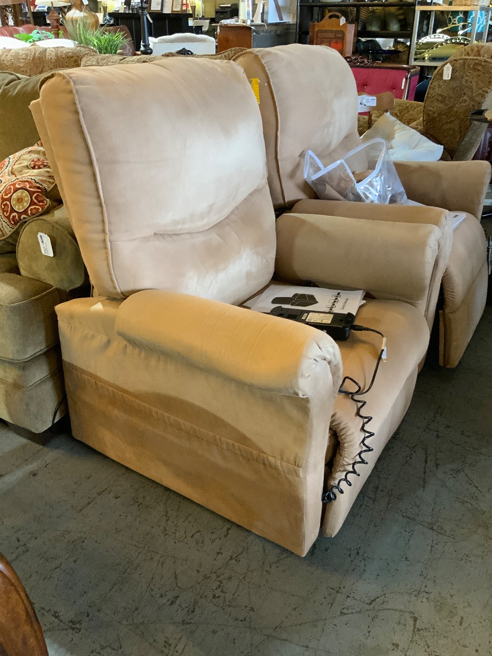 Pride Tan Lift Chair