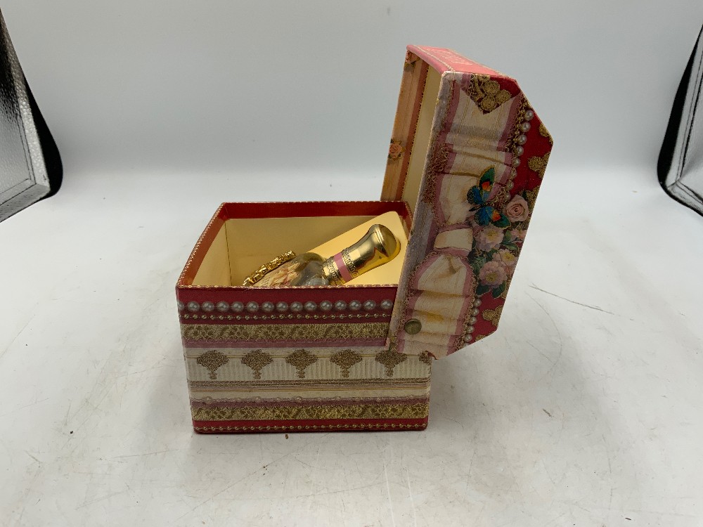 Vtg L'effleur Perfume in Box