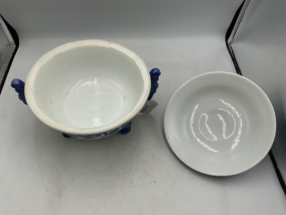 Chinese Blue/White Tripod Serving Bowl With Lid