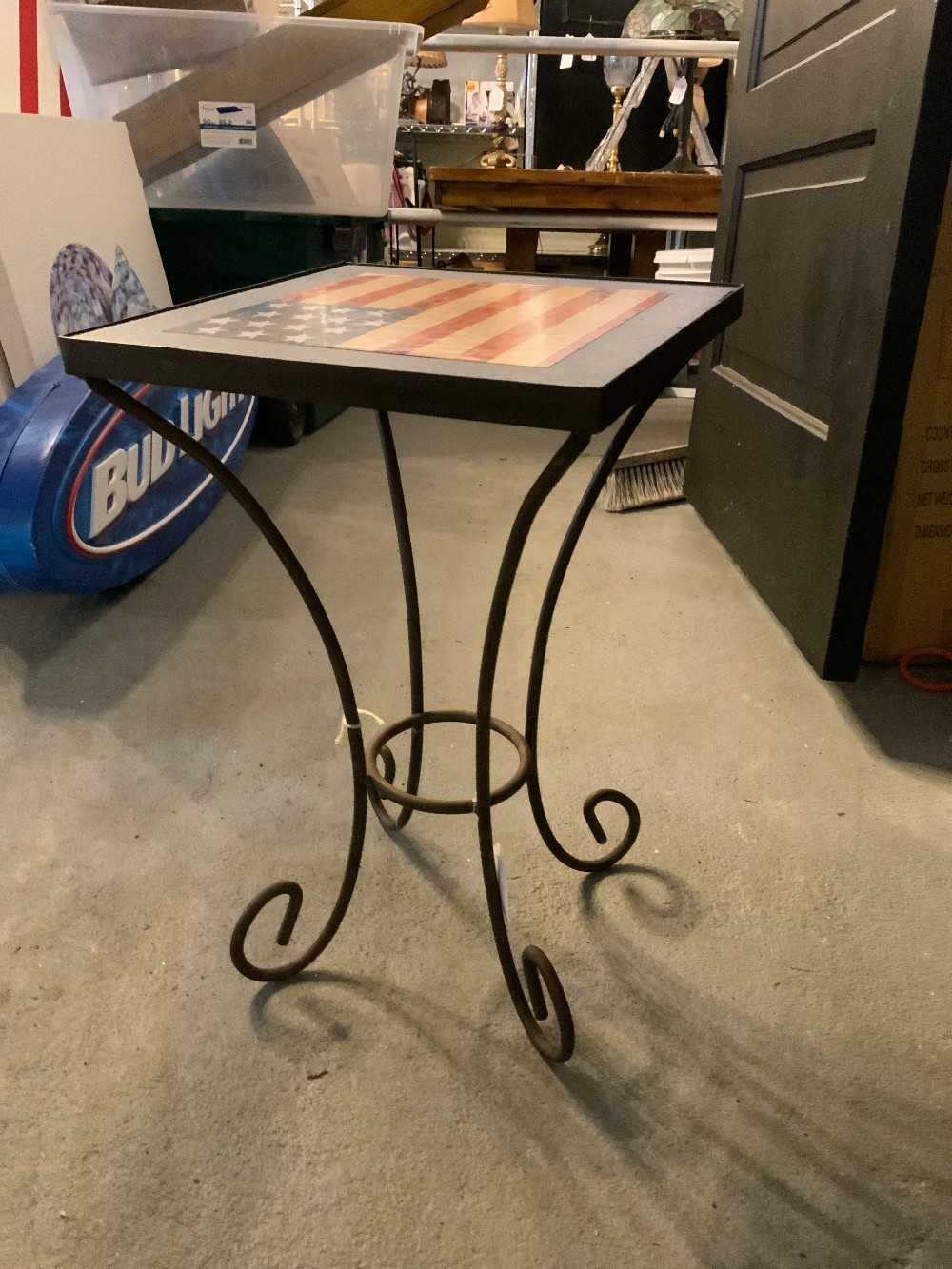 American Flag Sm Table