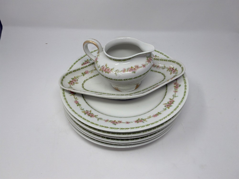 Haviland 6 Place Setting w/ Service