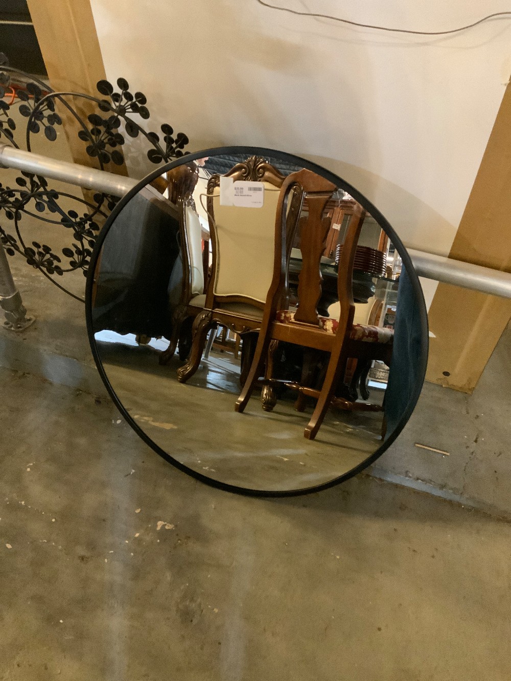 Black Round Mirror