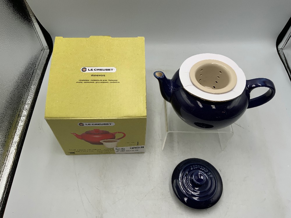 LeCreuset Small Tea Pot