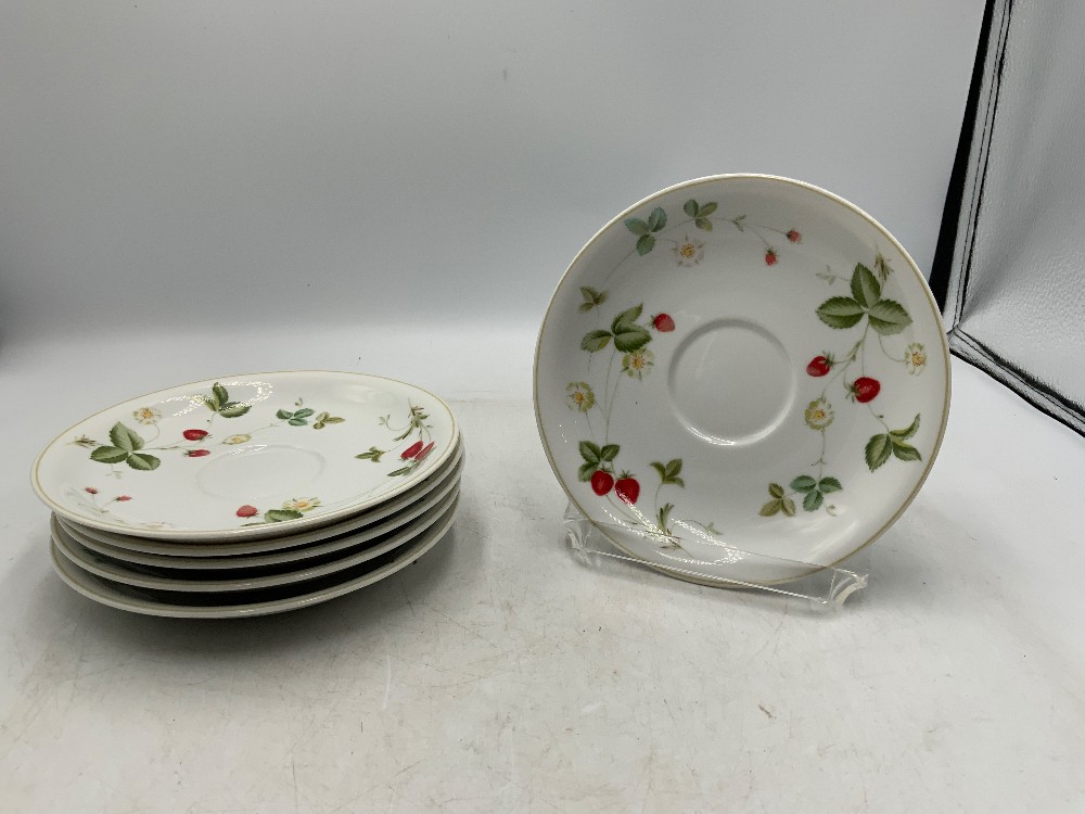 Christopher Stuart Melody Hill Place Setting for 6