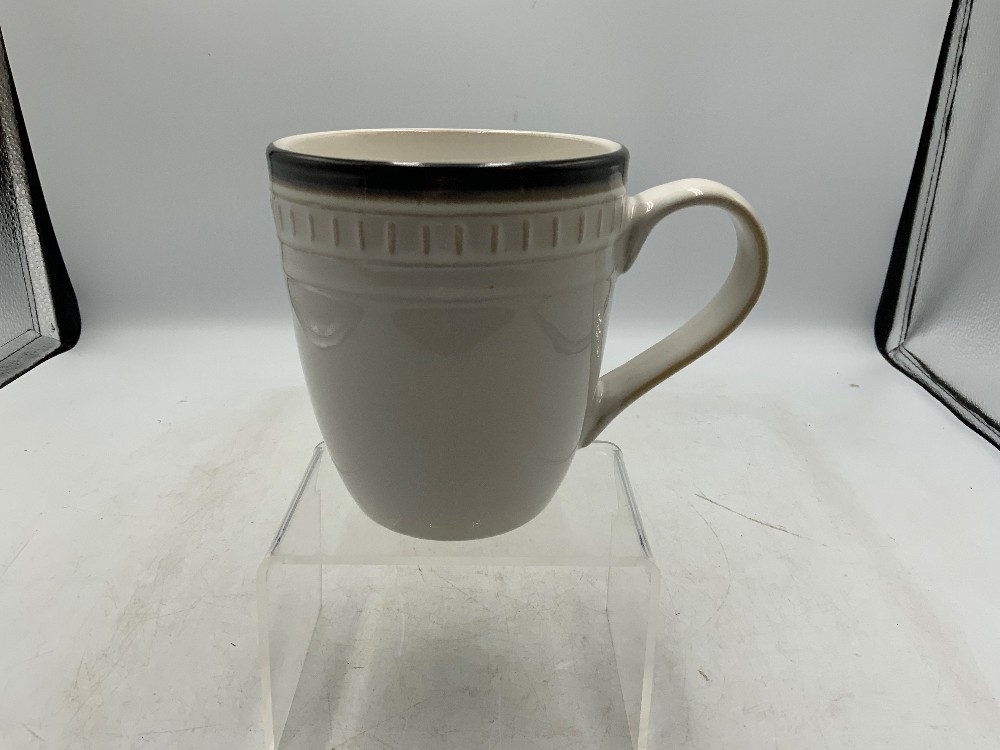 Food Network Stoneware Place Setting for 4