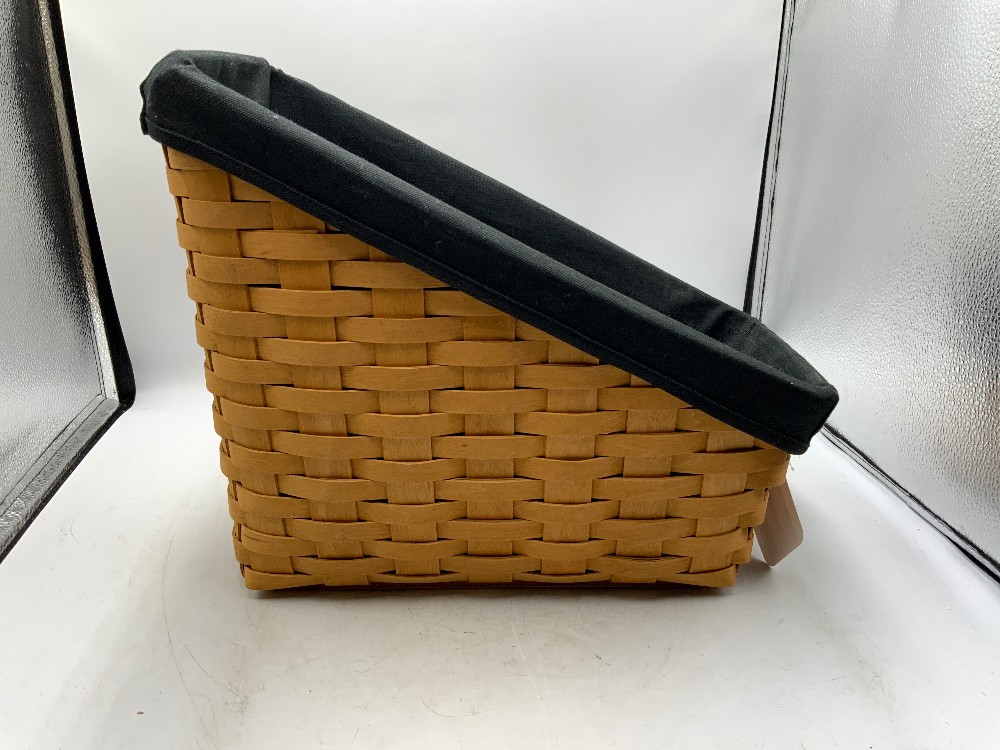 Longaberger 2005 Slant Basket