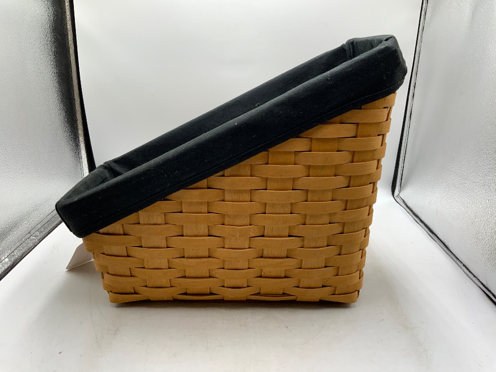 Longaberger 2005 Slant Basket