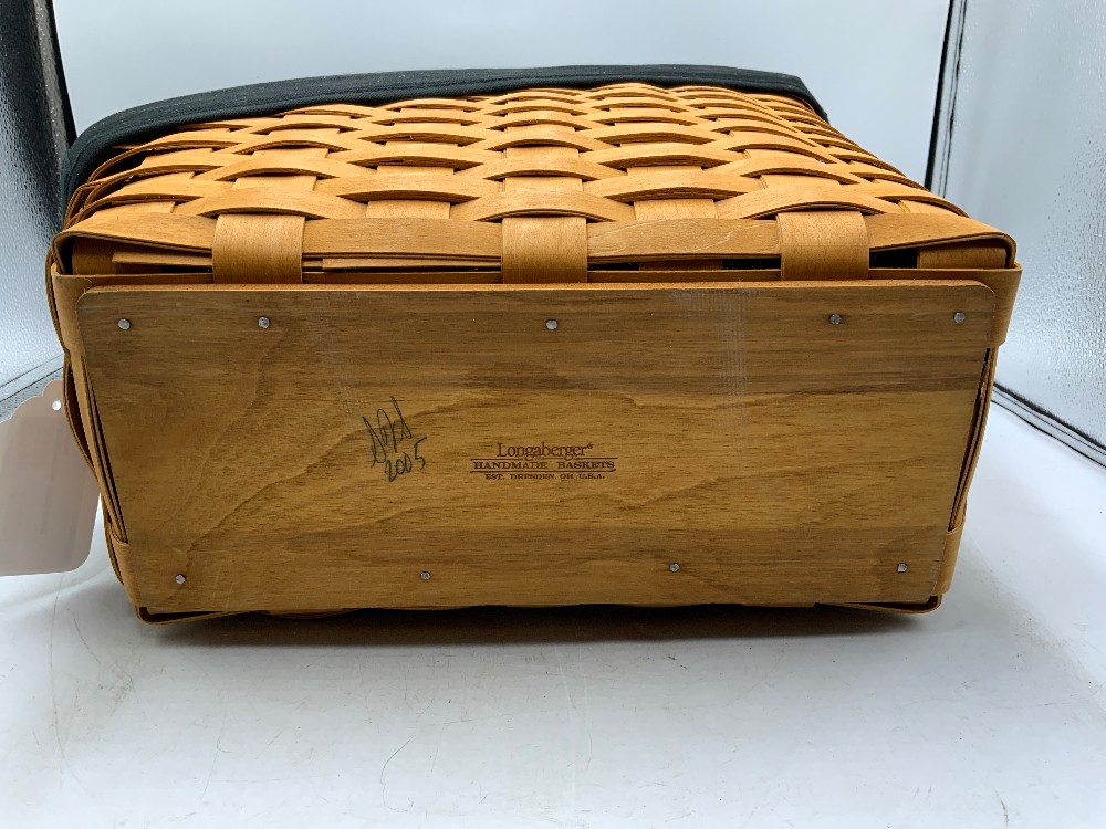 Longaberger 2005 Slant Basket