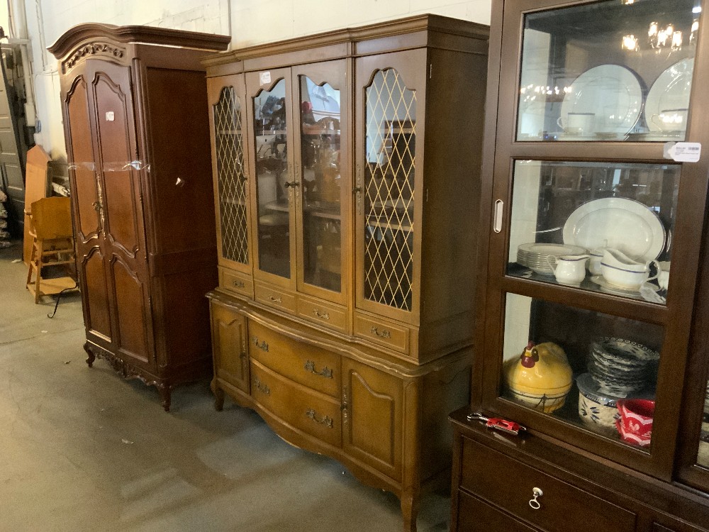 Dark Wood China Hutch