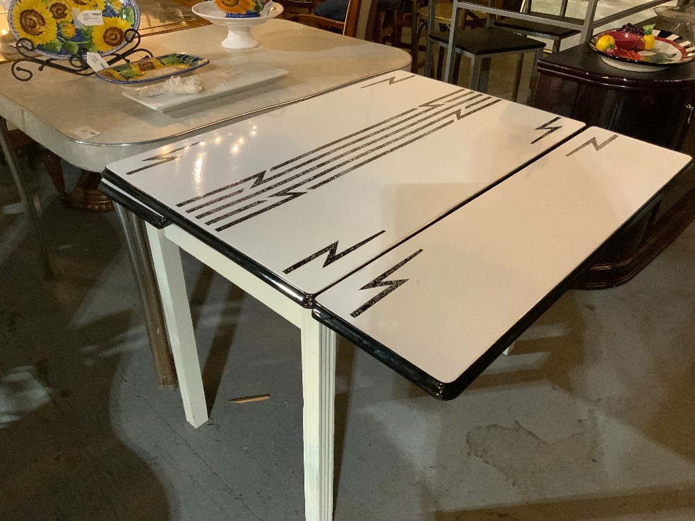 White Table W/ Black Print/ Pull Out Leaves