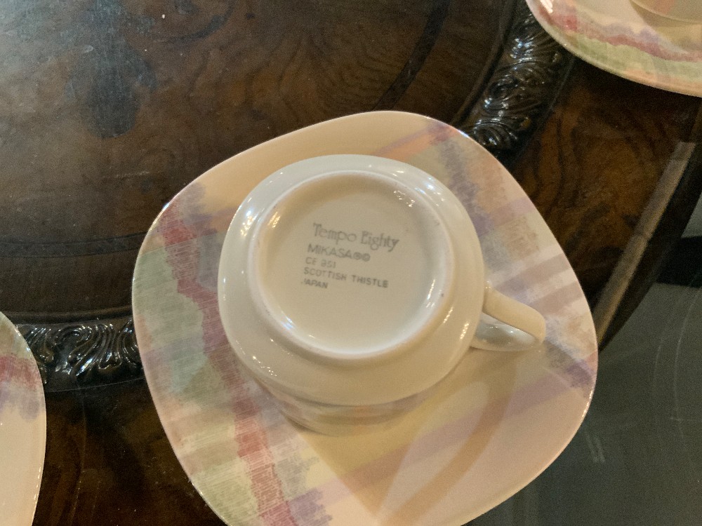 Mikasa Tempo Eighty Place Setting for 8