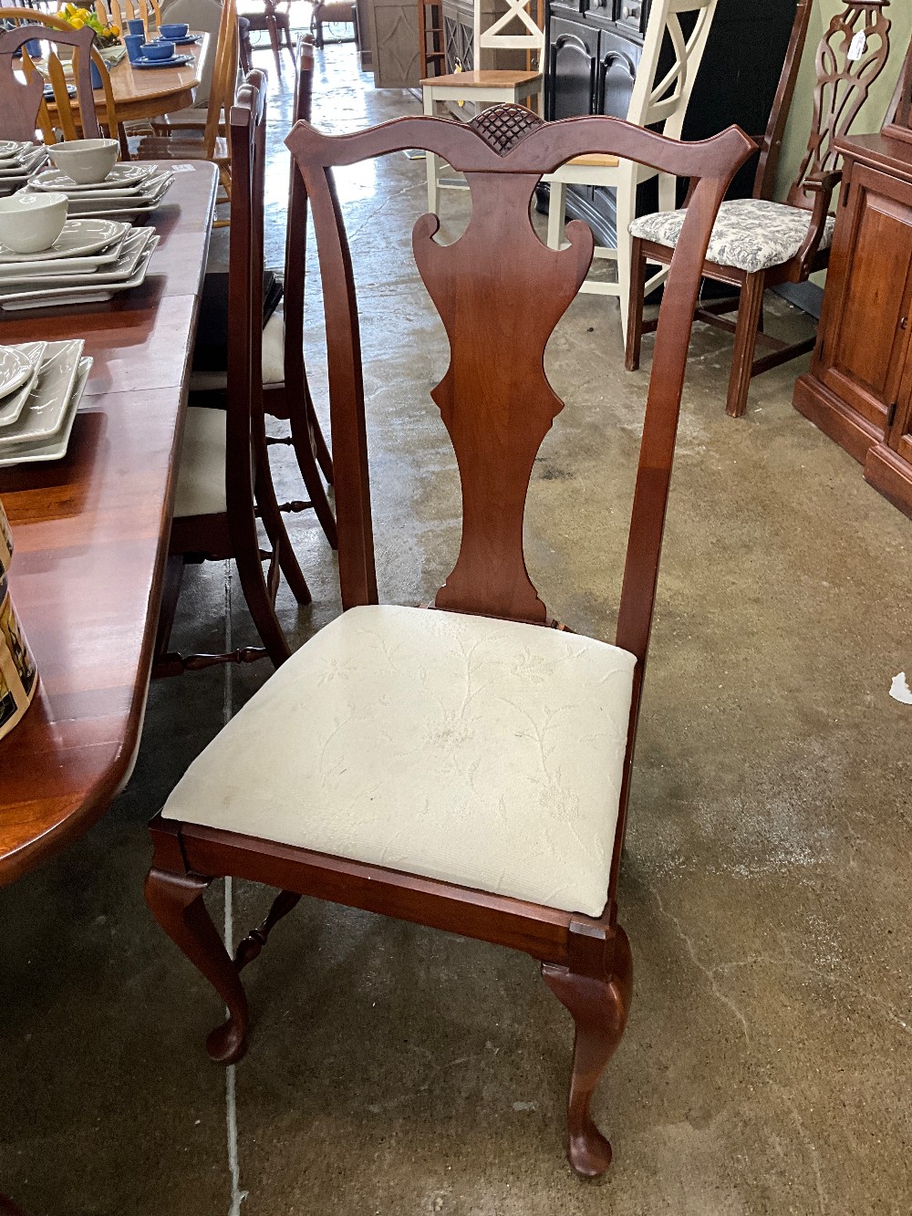 Lexington Double Pedestal Table w/ 8 Chairs