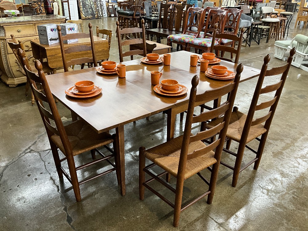 Henkel Harris Table w/ 6 Chairs