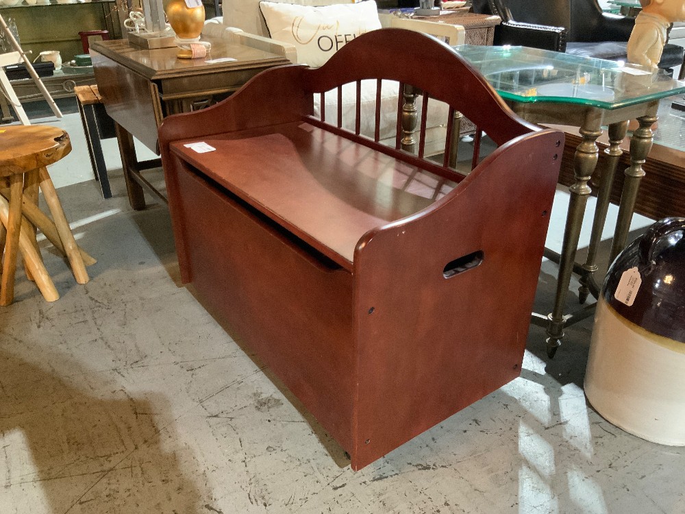 Storage Bench On Wheels