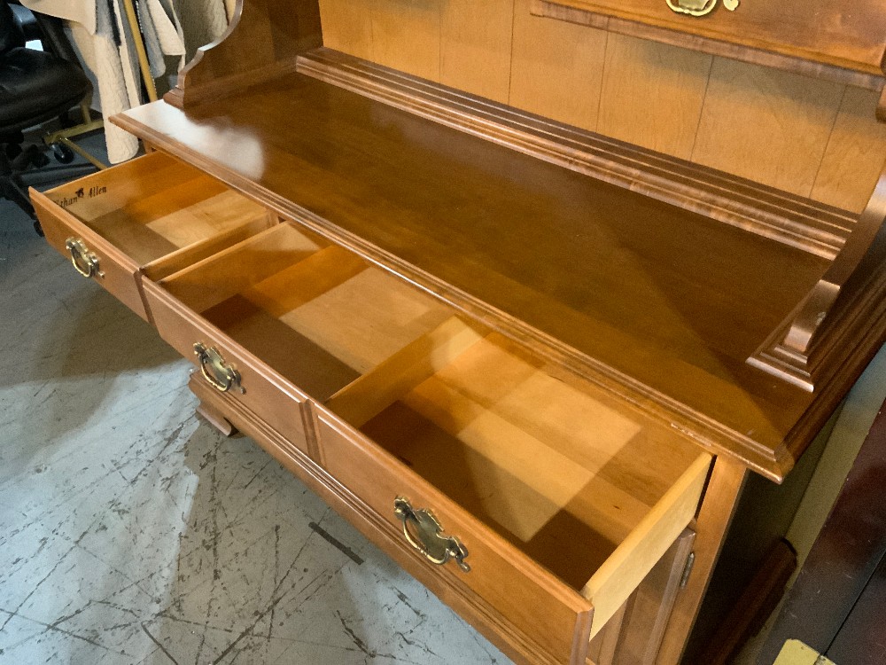 Ethan Allen 2pc China Hutch