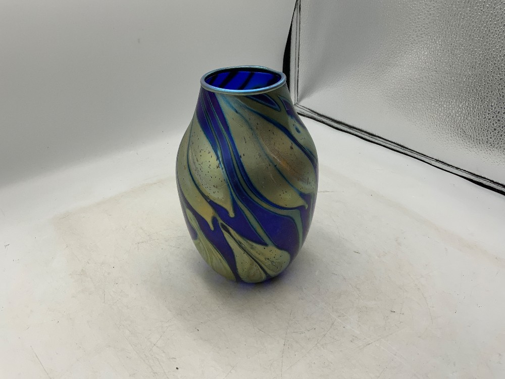 Charles Lotton Signed Art Glass VAse