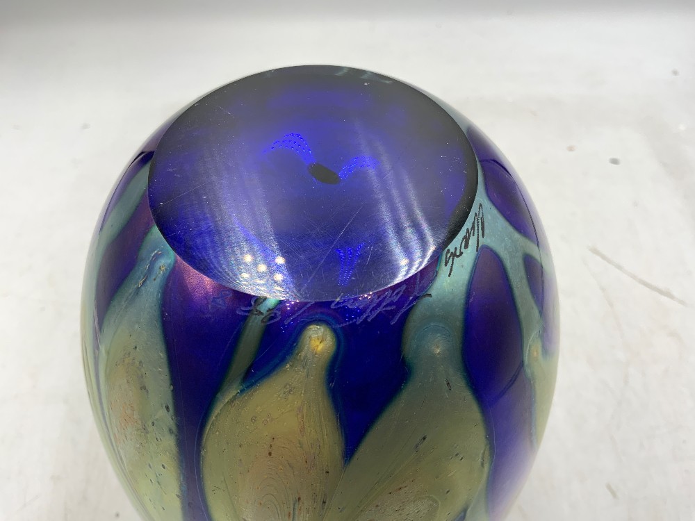 Charles Lotton Signed Art Glass VAse