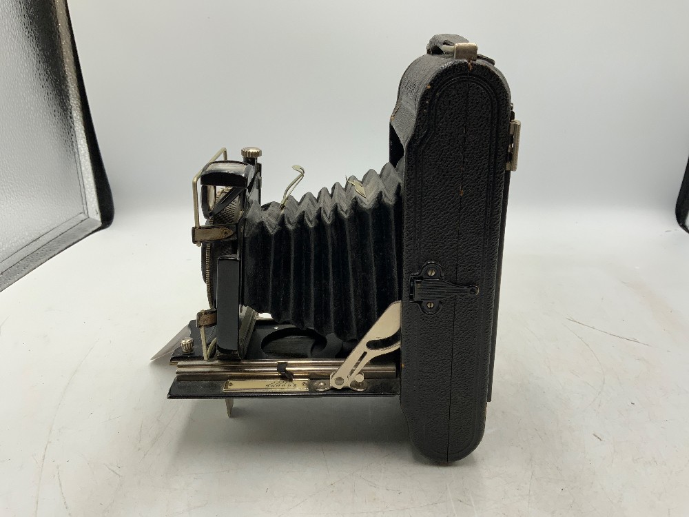 Vintage Zeiss-Ikon Icarette 551/2