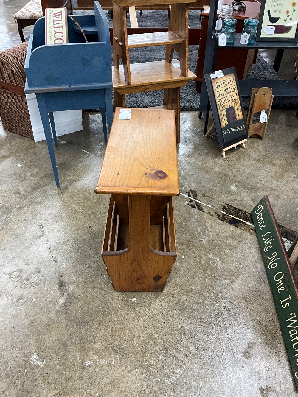 Oak Magazine End Table
