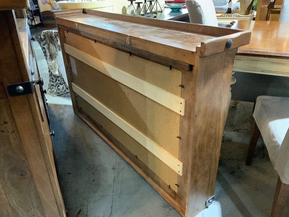 2pc Bar w/ Mirror Wall Mount