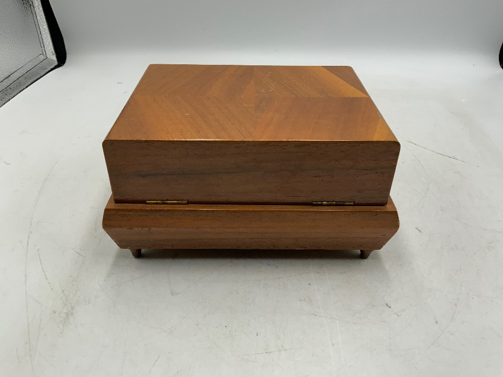 Vintage Wood Cigarette Box